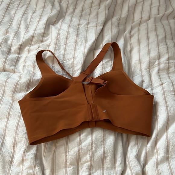 Knix sports bra - Picture 2 of 3